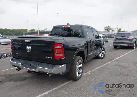 2019 Ram 1500 Limited 4X4 5'7 Box z USA, uszkodzony, nr VIN 1C6SRFHT6KN826574